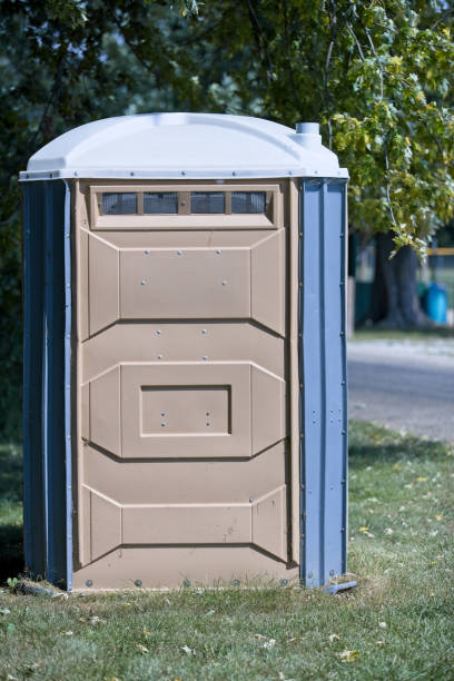Best High-end porta potty rental  in Salem Lakes, WI